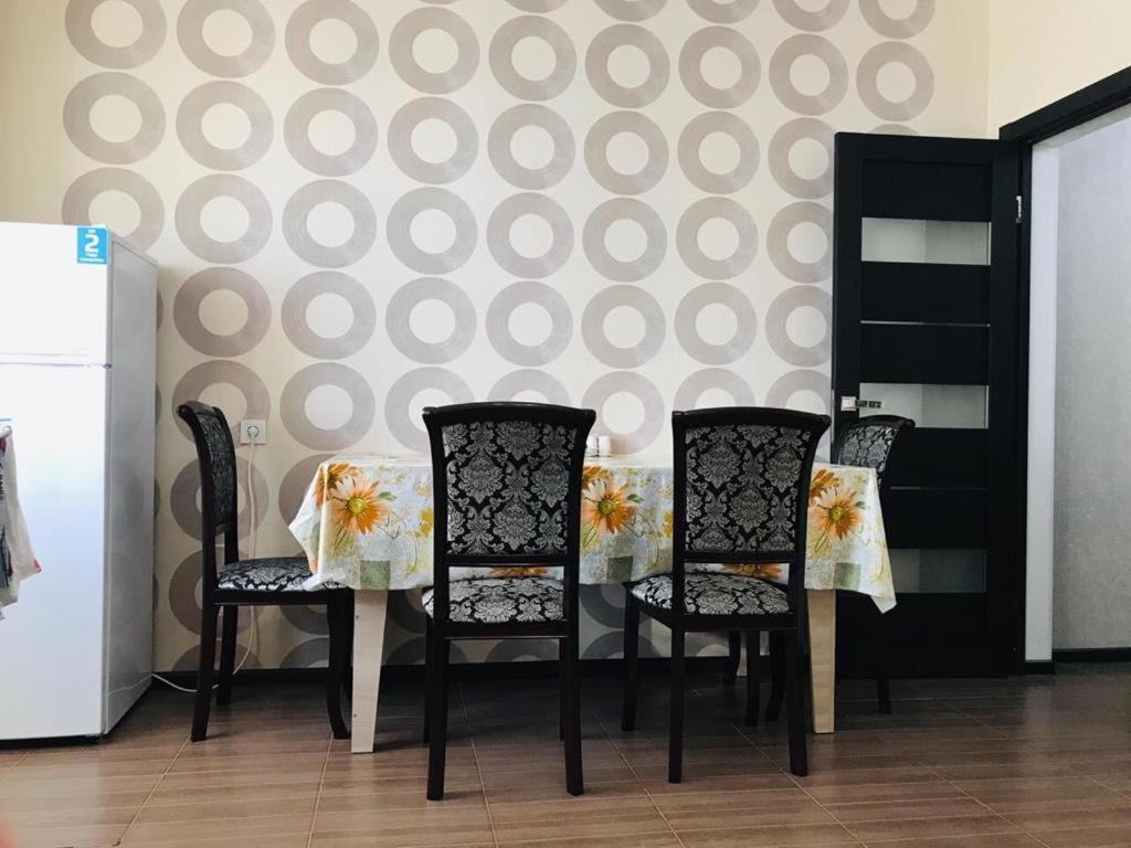Ferienwohnung Жк Жана Алем Atyraū Exterior foto